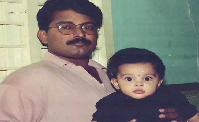 Nivetha Thomas Childhood Pic With Her Father Goes Viral - Sakshi
