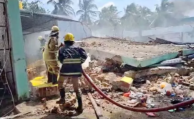 Tamil Nadu Cracker Factory Explosion 8 Killed - Sakshi