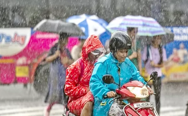 Rain Updates: Moderate showers in Telangana For Two days - Sakshi