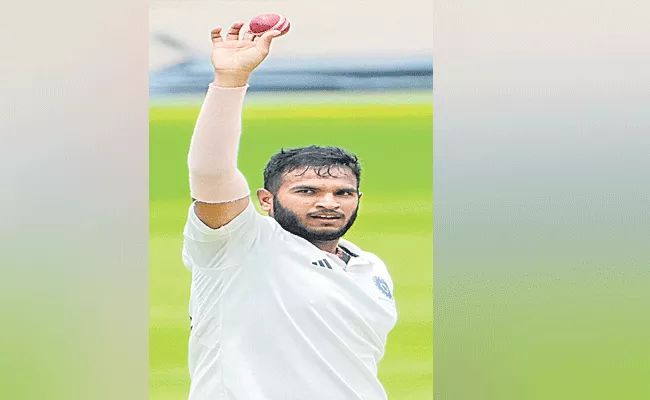 Duleep Trophy: Vyshak Vijay Kumar 5 Wickets Rattles North Zone - Sakshi