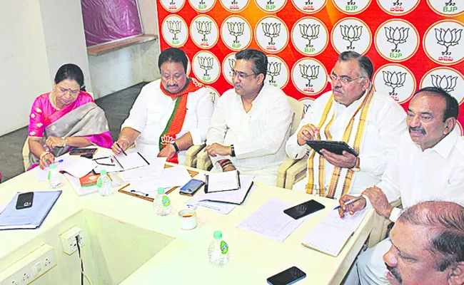 BJP Puts Focus On SC ST Reserve Constituencies - Sakshi