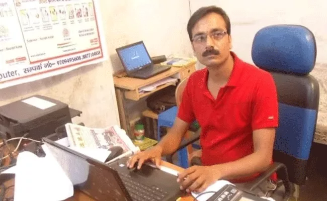 Bihar Journalist Killed Shot Him In Chest - Sakshi