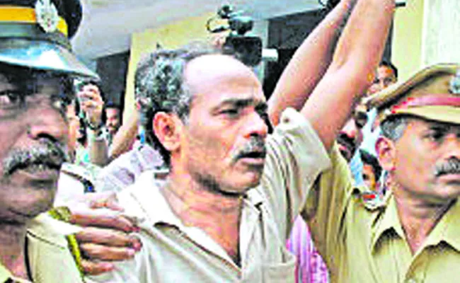 Maoist Leader Malla Raji Reddy Passes Away - Sakshi