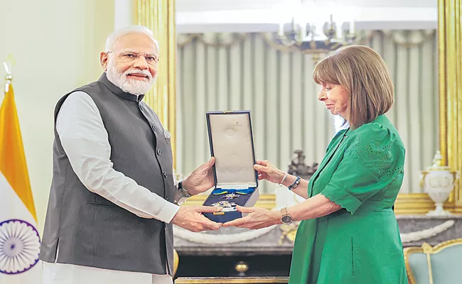 India-Greece: Greece President Katerina Sakellaropoulou Honours Prime Minister Narendra Modi - Sakshi