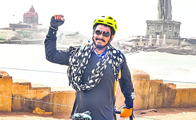 20000 km and more: An amateur cyclist pedals his way across India and out of adversity - Sakshi