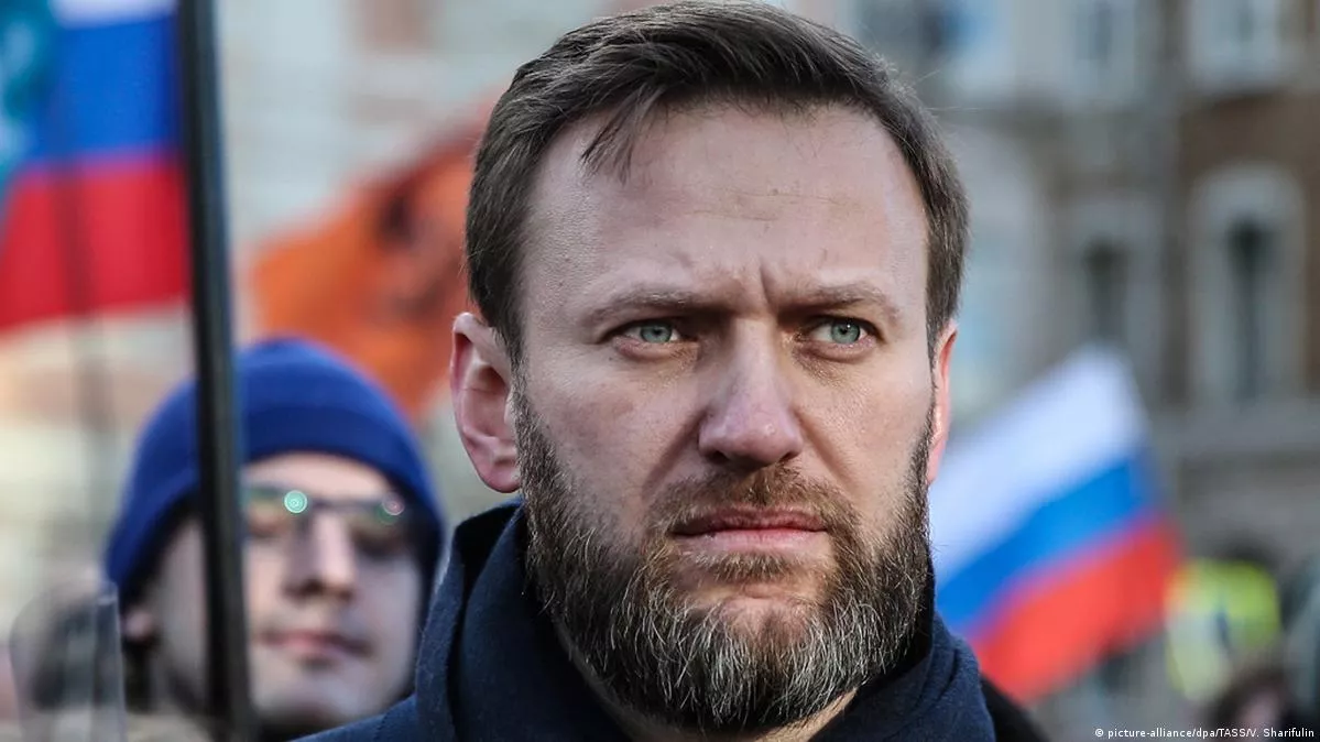 Putin Critic Alexei Navalny Expects To Be Jailed For Many Years - Sakshi