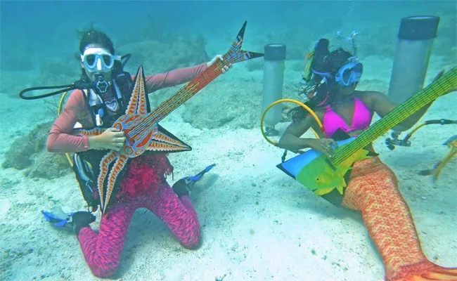 Underwater Music Show In The Florida Key - Sakshi