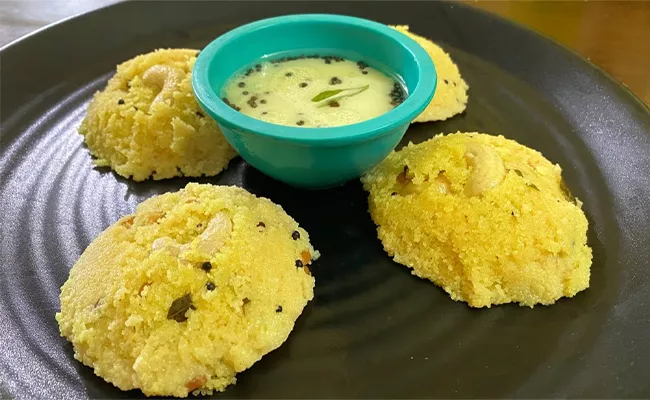 How To Make Coconut Corn Idli Recipe In Telugu - Sakshi