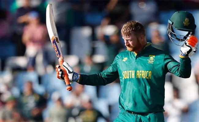 SA VS AUS 4th ODI: Klaasen Blasts With Huge Hundred, South Africa Scores Huge Score - Sakshi