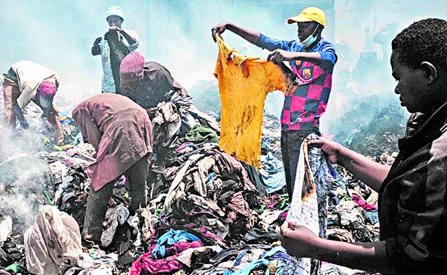 Second hand clothing flooding the African continent - Sakshi