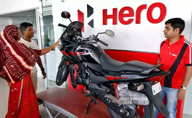 Hero Motocorp Price Hike Of Select Motorcycles - Sakshi