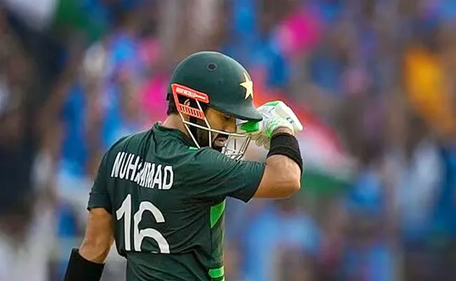 Fans Trolled  Pakistan batsman Mohammad Rizwan - Sakshi