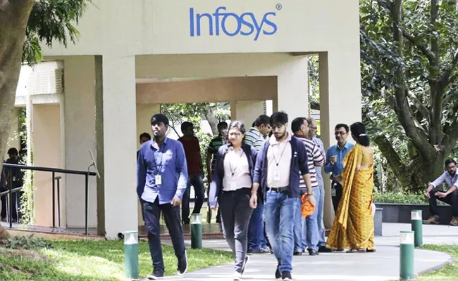 Infosys To Roll Out Hikes On November 1 - Sakshi
