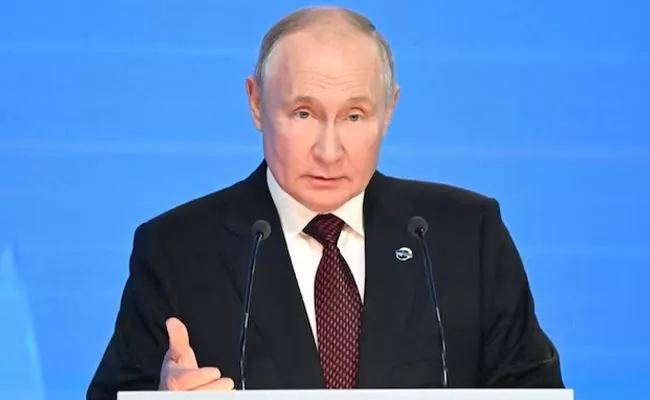 Putin Is Fine Says Kremlin - Sakshi