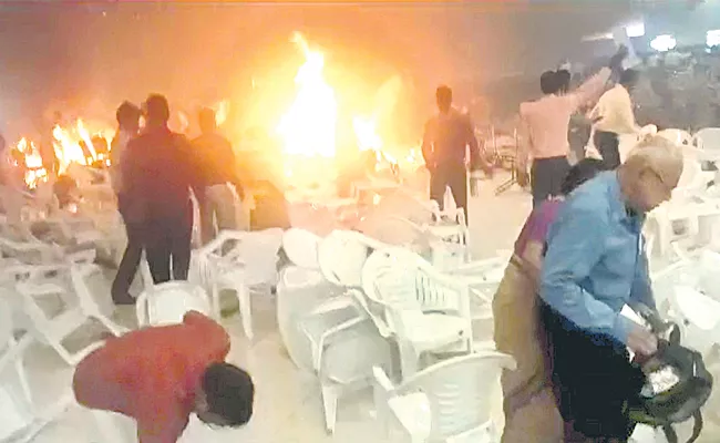 Kerala blasts: Explosion hits Jehovah Witnesses prayer meeting - Sakshi
