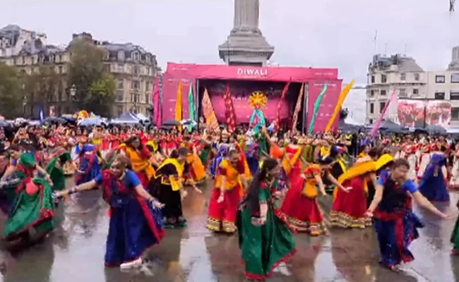 London Mayor Organised Annual Diwali Celebration At Trafalgar Square - Sakshi