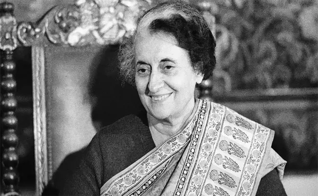 Indira Gandhis Tongue In Cheek Remark On Emergency Foreign Journalists Laugh - Sakshi