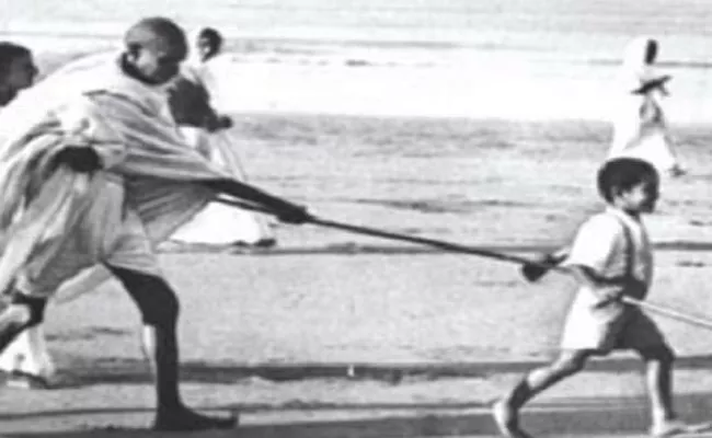 How Mahatma Gandhi get his Famous Iconic Lathi - Sakshi