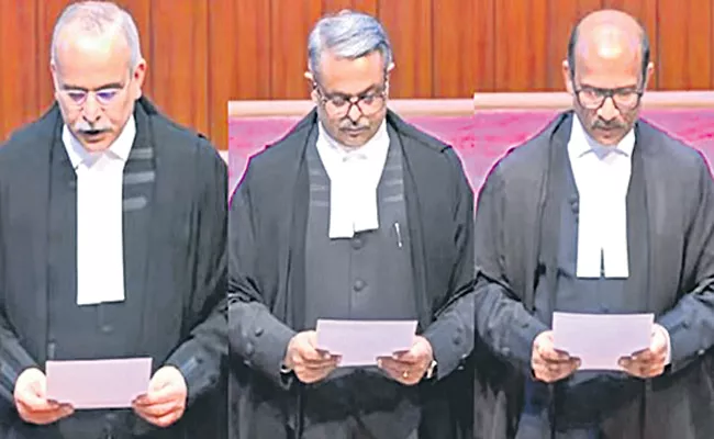 Three HC chief justices take oath as SC judges - Sakshi