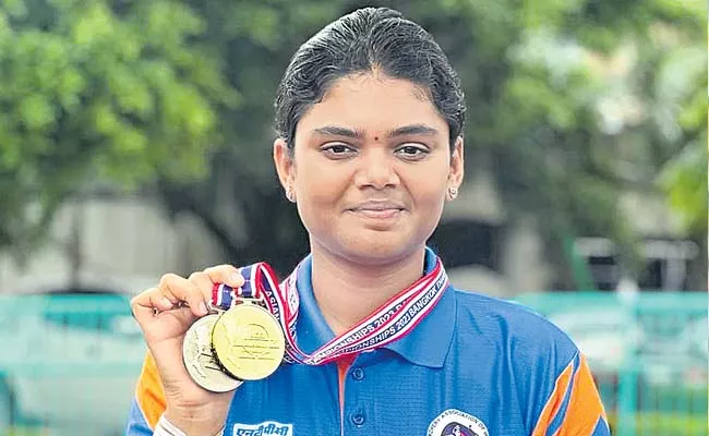 Jyoti Surekha won two medals - Sakshi