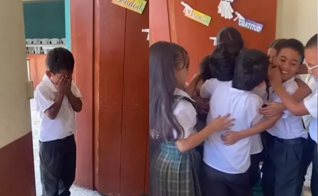 8 Year Old Boy Heartwarming Birthday Surprise From Classmates - Sakshi