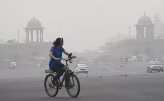 High Alert In Delhi Over Pollution Issue - Sakshi