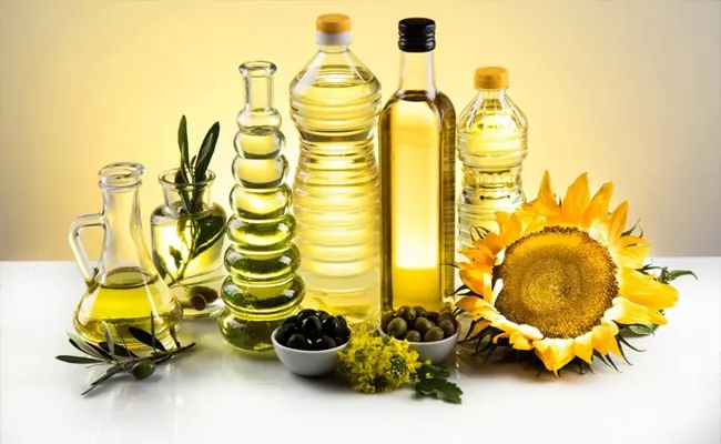 India Vegetable Oils Import 167.1 Lakh Tonnes - Sakshi