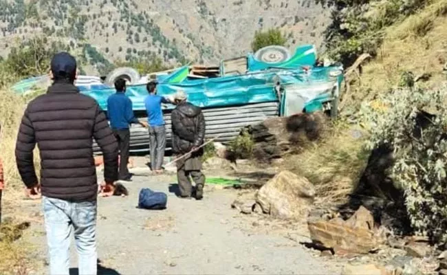 Jammu Kashmir Assar region of Doda bus accident Updates - Sakshi