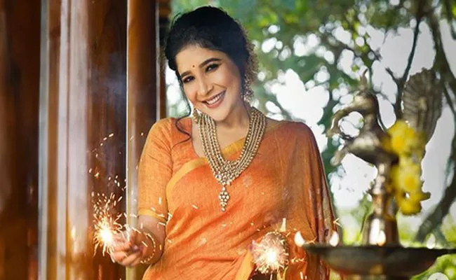Sakshi Agarwal Get A Chance To Acts In Bollywood Cinema Soon
