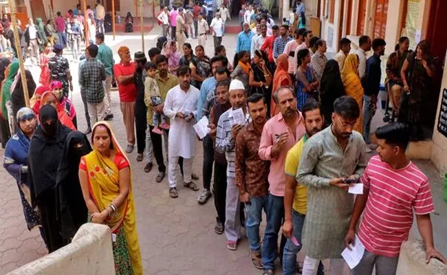 Madhya Pradesh Assembly election records over 71 per cent polling - Sakshi