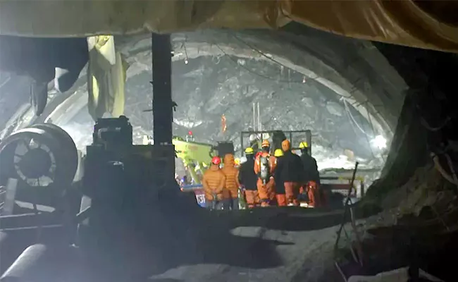 Workers Trapped in Tunnel Will be Home Latest by Christmas - Sakshi