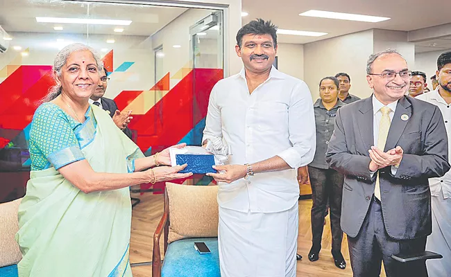 Nirmala Sitharaman inaugurates State Bank of India branch in Trincomalee - Sakshi