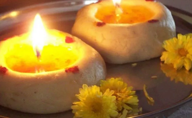 Diwali 2023: What Is The Significance Of Rice Diya - Sakshi