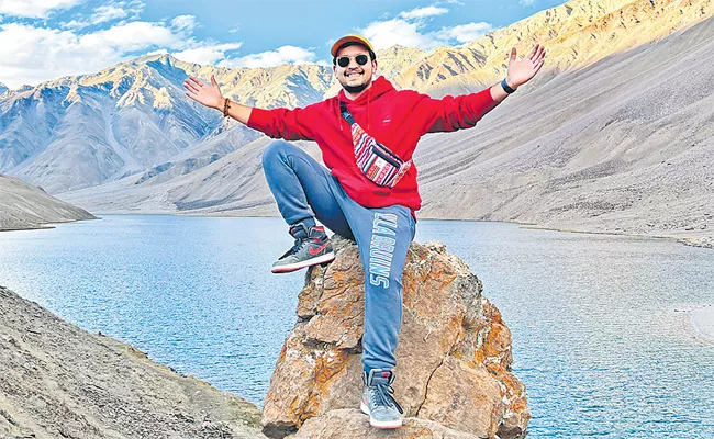 Anunay Sood Won The Travel Influencer Of The Year - Sakshi