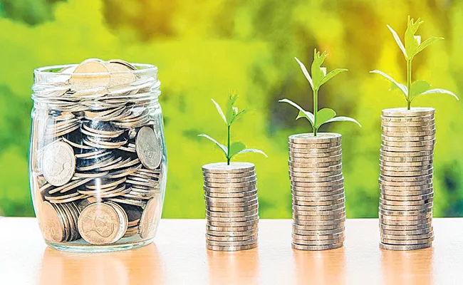 Mutual funds SIP collection soars to Rs 1. 66 lakh cr in 2023 - Sakshi