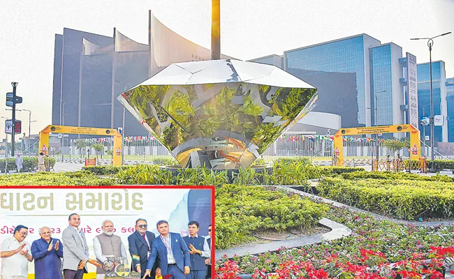PM Narendra Modi inaugurates Surat Diamond Bourse in Gujarat - Sakshi