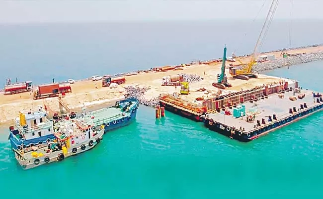 20000 crores for the construction of ports and harbours - Sakshi