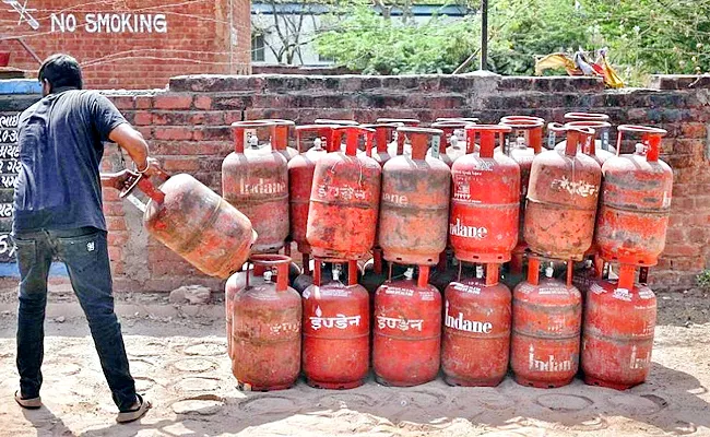 Guidelines In Telangana LPG Gas Cylinder  - Sakshi