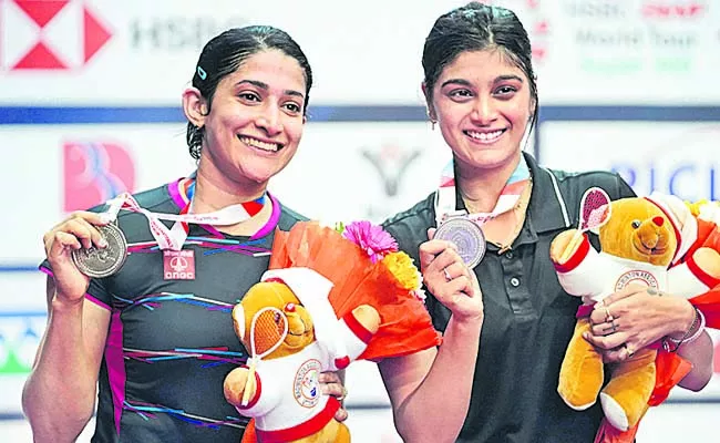 Ashwini and Tanisha Jodi advances in rank - Sakshi