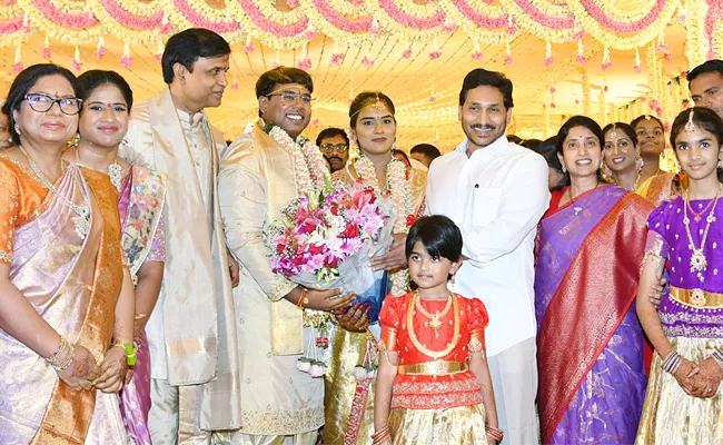 Cm Jagan Couple Attended Talasila Raghuram Daughter Wedding Ceremony - Sakshi
