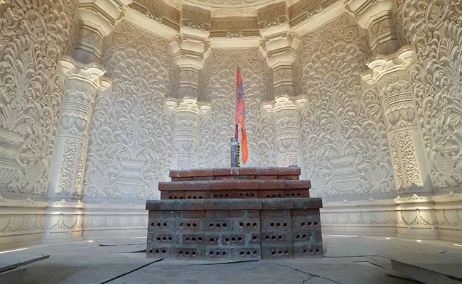 Ayodhya Ram Temple Sanctum Sanctorum Photo Released - Sakshi