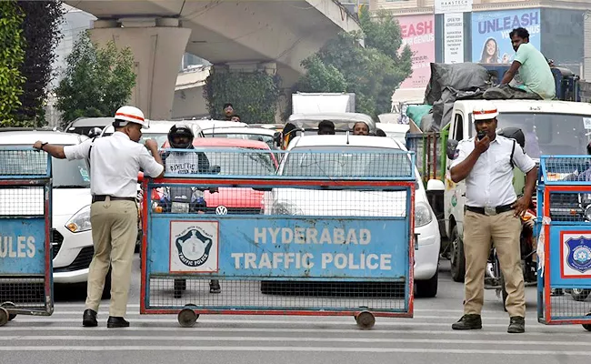 Traffic restrictions in Hyderabad - Sakshi