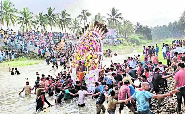 Prabhala Theertham Celebration In Konaseema Sankranti Special 2024 - Sakshi