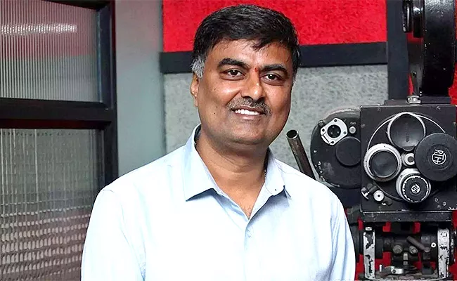 Tollywood Producer Vivek Kuchibhotla Complaint On Writer In Jubilee Hills - Sakshi