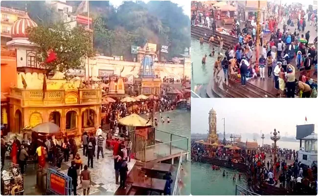 Crowd of Devotees to Take Bath in Ganga - Sakshi