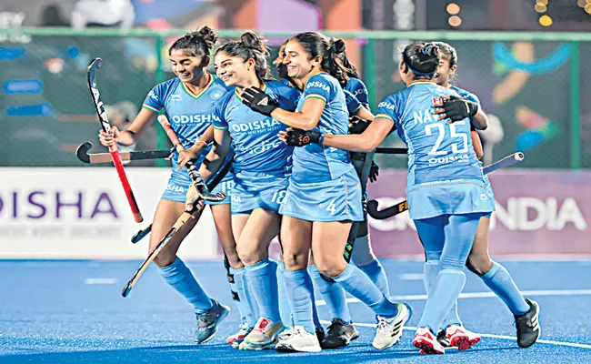 FIH Womens Olympic Qualifier: Spirited India beat NZ 3-1 to keep alive Paris Olympics hopes - Sakshi