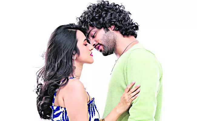 Roti Kapada Romance movie to release on 22nd March - Sakshi