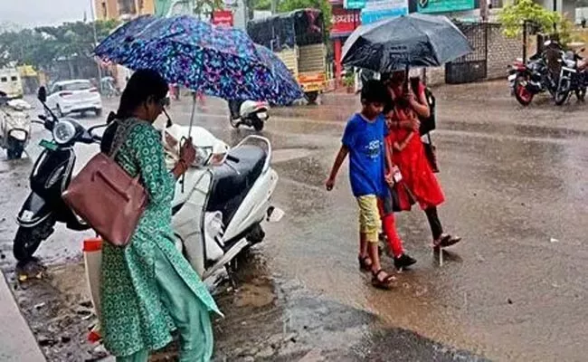 IMD Says Rain Forecast for AP And Tamil Nadu - Sakshi
