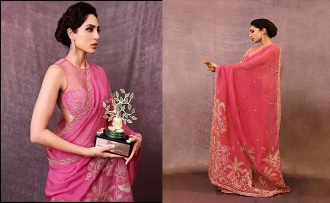 Sobhita Dhulipala Shines In Stunning Rani Pink Saree - Sakshi