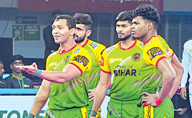 Patna Pirates qualify for play offs - Sakshi